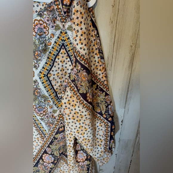 Bebop Knotted sleeves shoulder Beige Pink  + Floral Flower Dress Size 3X - Picture 3 of 16